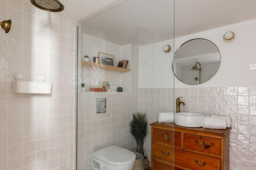 Appartement Authentique Situe En Plein Centre D'Антиб Экстерьер фото
